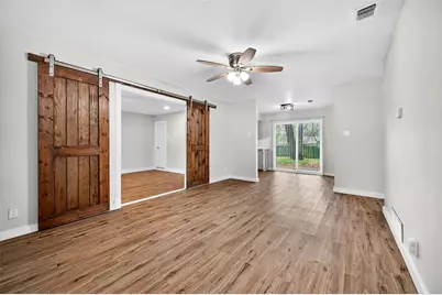 218 E Kansas Street, Sherman, TX 75090 - Photo 5