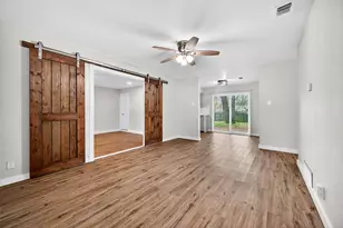 218 E Kansas St, Sherman, TX 75090 - Photo 5