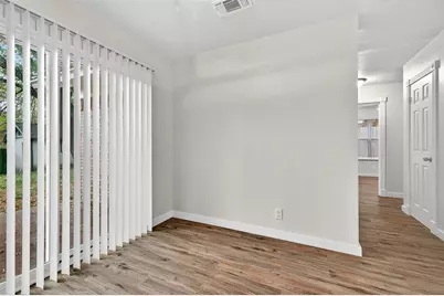 218 E Kansas Street, Sherman, TX 75090 - Photo 9