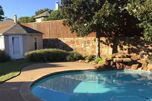 8100 Whippoorwill Dr, McKinney, TX 75072 - Photo 3