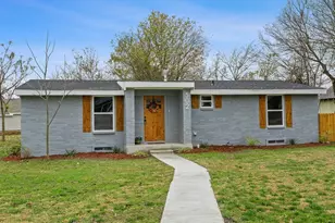 502 E Waco St, Palmer, TX 75152 - Photo 1