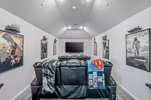 12604 Eagles Bluff, Godley, TX 76044 - Photo 25