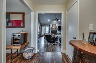 211 Willow Creek Ct, Mansfield, TX 76063 - Photo 5