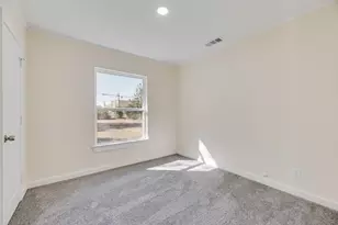 2663 Crest Ave, Dallas, TX 75216 - Photo 15