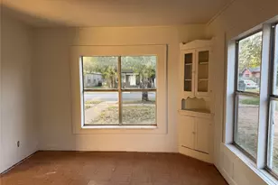 1025 Palm St, Abilene, TX 79602 - Photo 9