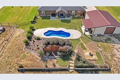 2375 County Road 4010, Decatur, TX 76234 - Photo 33