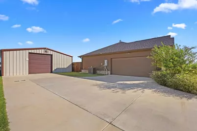 2375 County Road 4010, Decatur, TX 76234 - Photo 17