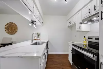 1620 Brentwood Drive, Irving, TX 75061 - Photo 9