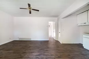 700 S Donoho St, Clarksville, TX 75426 - Photo 5