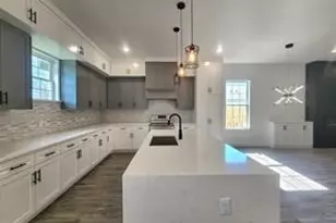 2121 S Edgewood Terrace, Fort Worth, TX 76105 - Photo 3