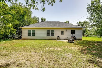 309 Francis Street, Hillsboro, TX 76645 - Photo 25