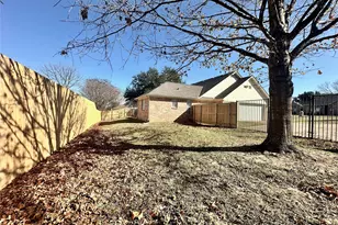 306 Baker Ln, Robinson, TX 76706 - Photo 29