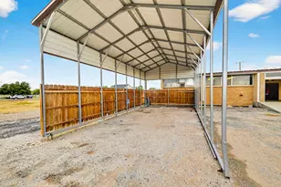 309 N Main Ave, Monahans, TX 79756 - Photo 5