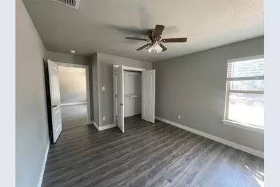 3331 Avenue L, Fort Worth, TX 76105 - Photo 11