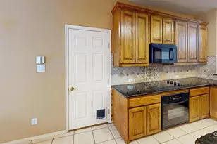 8012 Spring Peaks Dr, Plano, TX 75025 - Photo 3