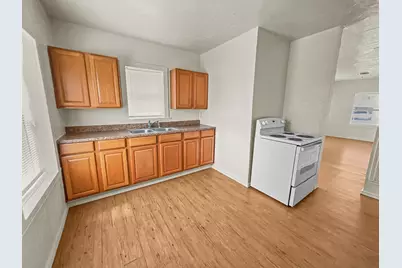 109 S 5th Street, Sanger, TX 76266 - Photo 13