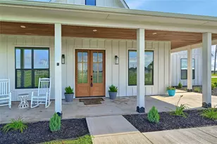 1553 S Rd, Whitesboro, TX 76273 - Photo 9