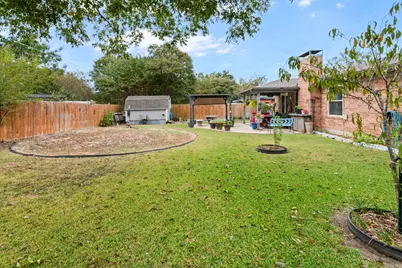 1307 Bradley Court, Cleburne, TX 76033 - Photo 39