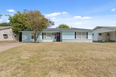 2424 S 26th Street, Waco, TX 76706 - Photo 1