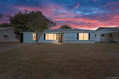 2424 S 26th Street, Waco, TX 76706 - Photo 1