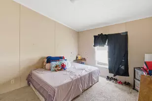 406 Hilltop Meadows Ct, Springtown, TX 76082 - Photo 17