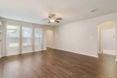 2712 Beutel Road, Waco, TX 76655 - Photo 7