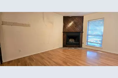 730 Pinehill Lane, Grand Prairie, TX 75052 - Photo 13