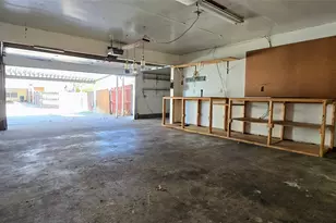 730 Pinehill Ln, Grand Prairie, TX 75052 - Photo 5