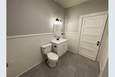 800 Jefferson Street, Bowie, TX 76230 - Photo 3