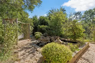 1013 Park Lake Dr, Bruceville Eddy, TX 76524 - Photo 9