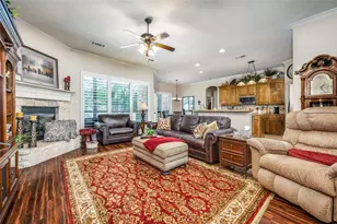 820 N Tejas Dr, Sanger, TX 76266 - Photo 11