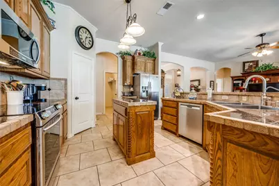 820 N Tejas Drive, Sanger, TX 76266 - Photo 17