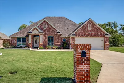 820 N Tejas Drive, Sanger, TX 76266 - Photo 3