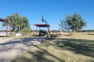 150 Hawkins Chapel Rd, Loving, TX 76460 - Photo 5