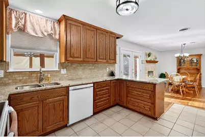 2901 Yorkshire Drive, Sherman, TX 75092 - Photo 9