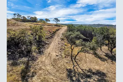 1064 Sanctuary Drive, Tolar, TX 76476 - Photo 9