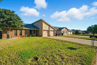 1142 Baylor Street, Abilene, TX 79602 - Photo 3