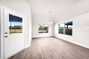 515 Cristo Range Dr, Greenville, TX 75402 - Photo 9