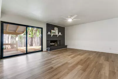 11014 McCree Road, Dallas, TX 75238 - Photo 9