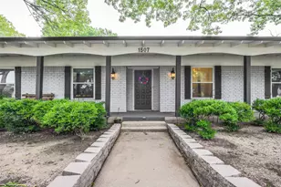 1507 Greenbrier Dr, Sherman, TX 75092 - Photo 3