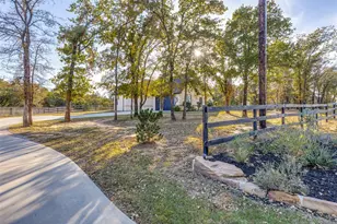 1029 Sunflower, Paradise, TX 76073 - Photo 3