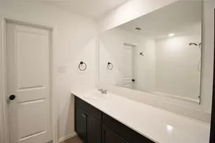 1013 Lady Bird St, Ennis, TX 75119 - Photo 15