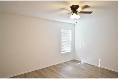 1013 Lady Bird Street, Ennis, TX 75119 - Photo 13