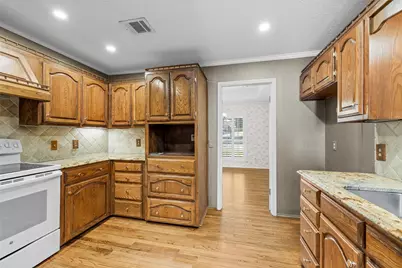 3501 Greenleaf Drive, Waco, TX 76710 - Photo 11