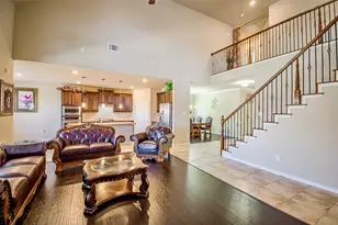 4705 Bungalow Dr, Garland, TX 75043 - Photo 5