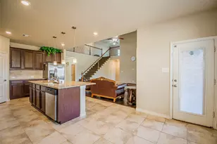 4705 Bungalow Dr, Garland, TX 75043 - Photo 13