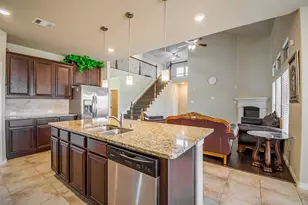 4705 Bungalow Dr, Garland, TX 75043 - Photo 15