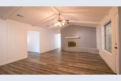 1413 British Boulevard, Grand Prairie, TX 75050 - Photo 3