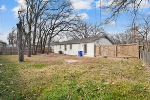 14628 Oakwood Ln, Balch Springs, TX 75180 - Photo 7