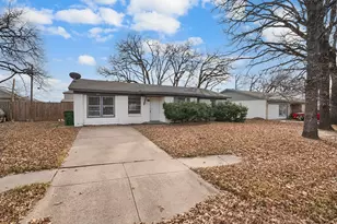 14628 Oakwood Ln, Balch Springs, TX 75180 - Photo 3